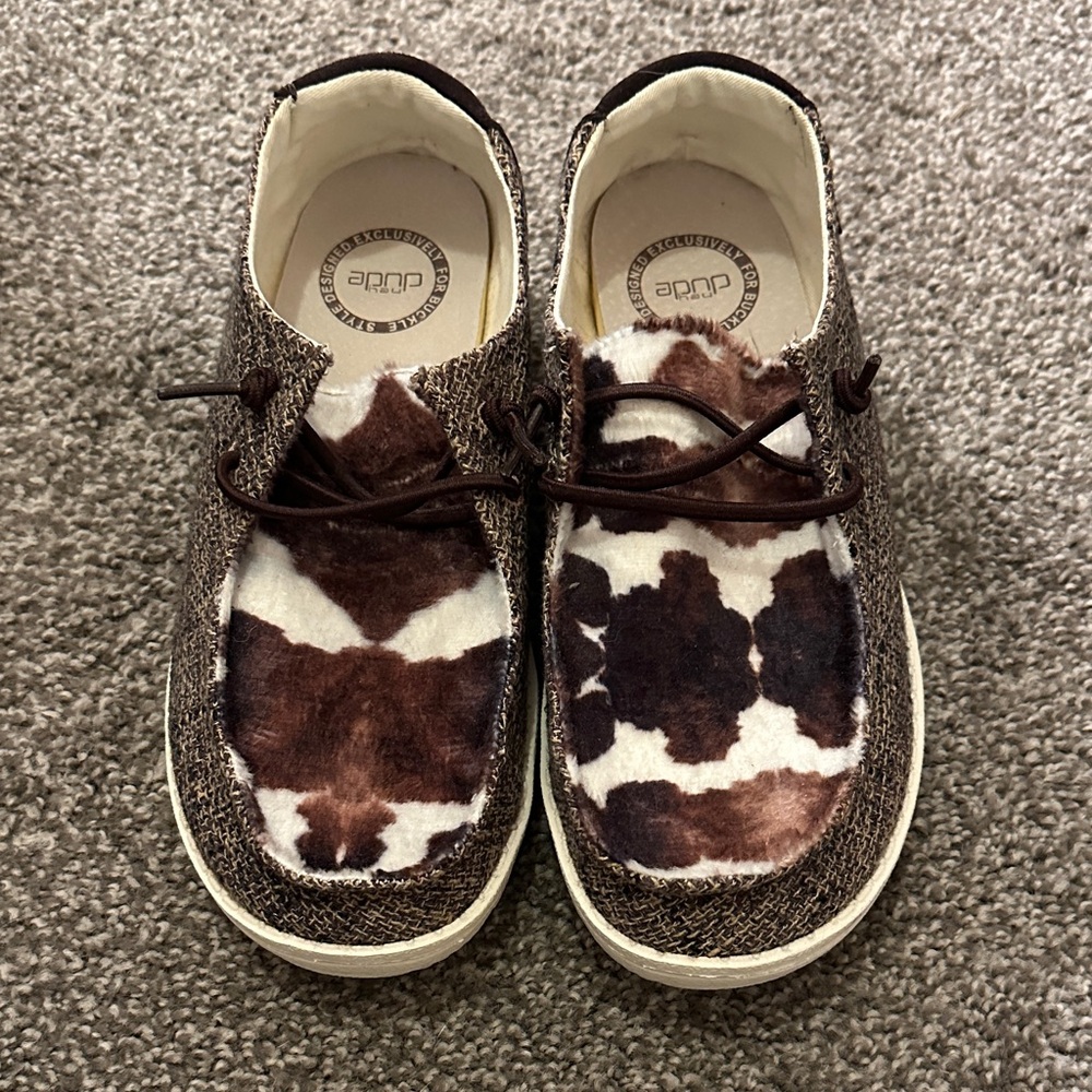 Hey Dude women’s Wendy cow print shoes